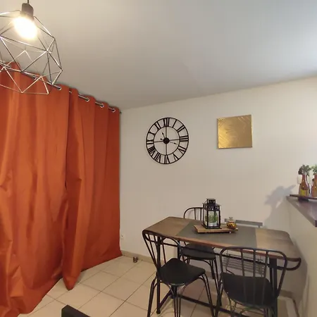 Апартаменты Cosy 2 Pieces Wifi Parking Jardin Metro
