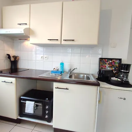 Cosy 2 Pieces Wifi Parking Jardin Metro Апартаменты *